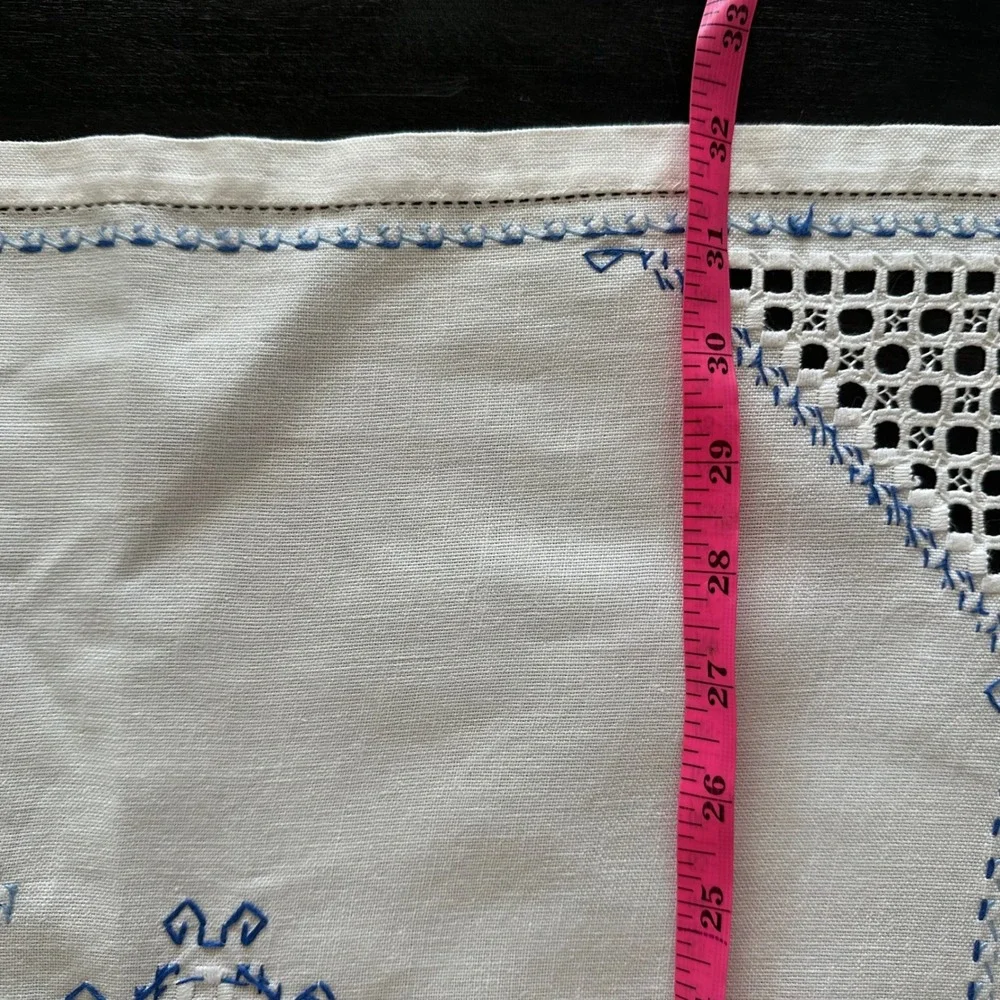 Vintage Hardanger Hand Embroidered Linen Tablecloth Blue White Square 32x32
